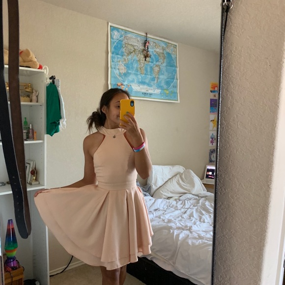 Pink high neck backless skater dress - Picture 5 of 9